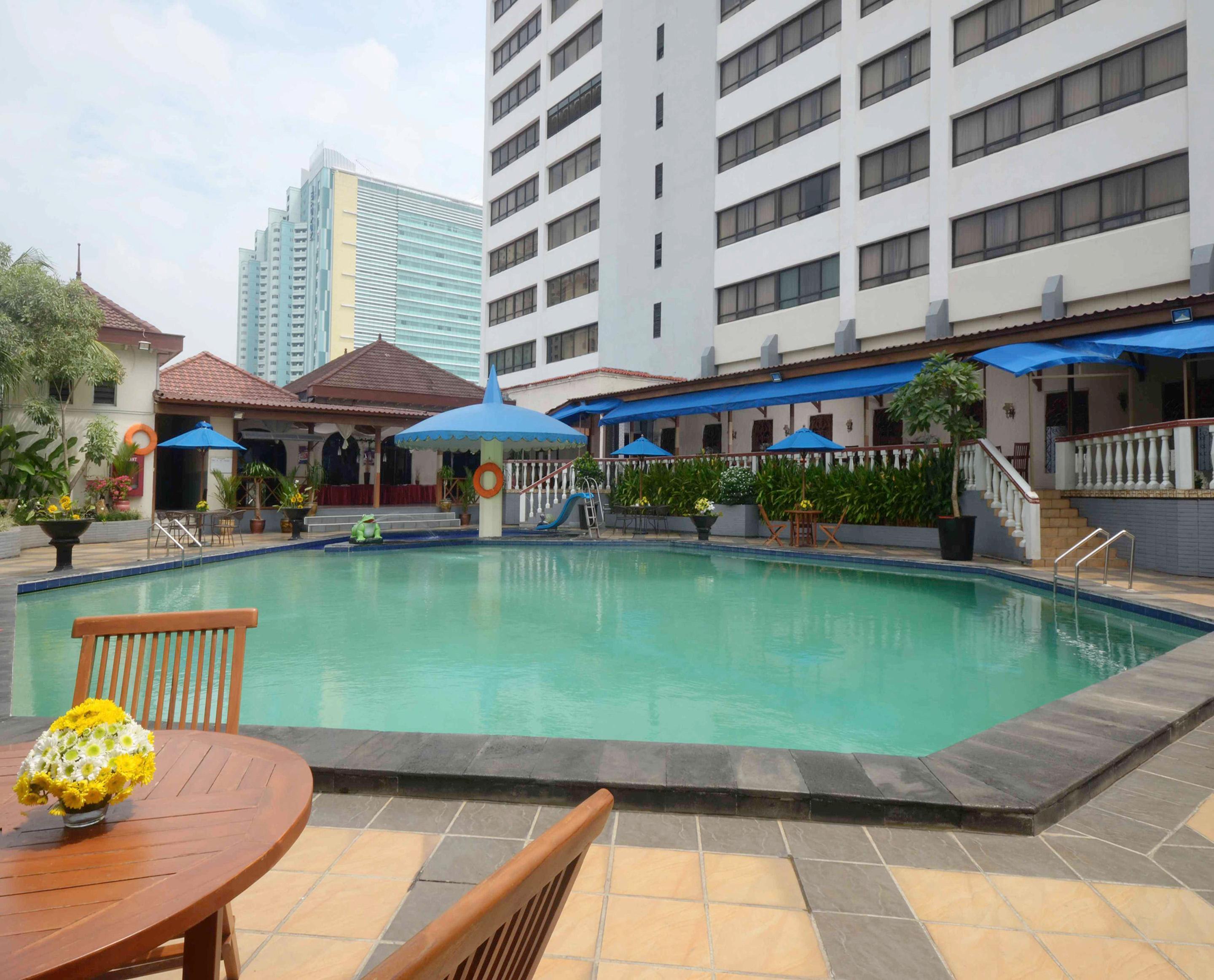 เดอะ จาการ์ต้า เอสพี จาการ์ต้า โฮเต็ล แอนด์ สปา Hotel จาการ์ตา ภายนอก รูปภาพ