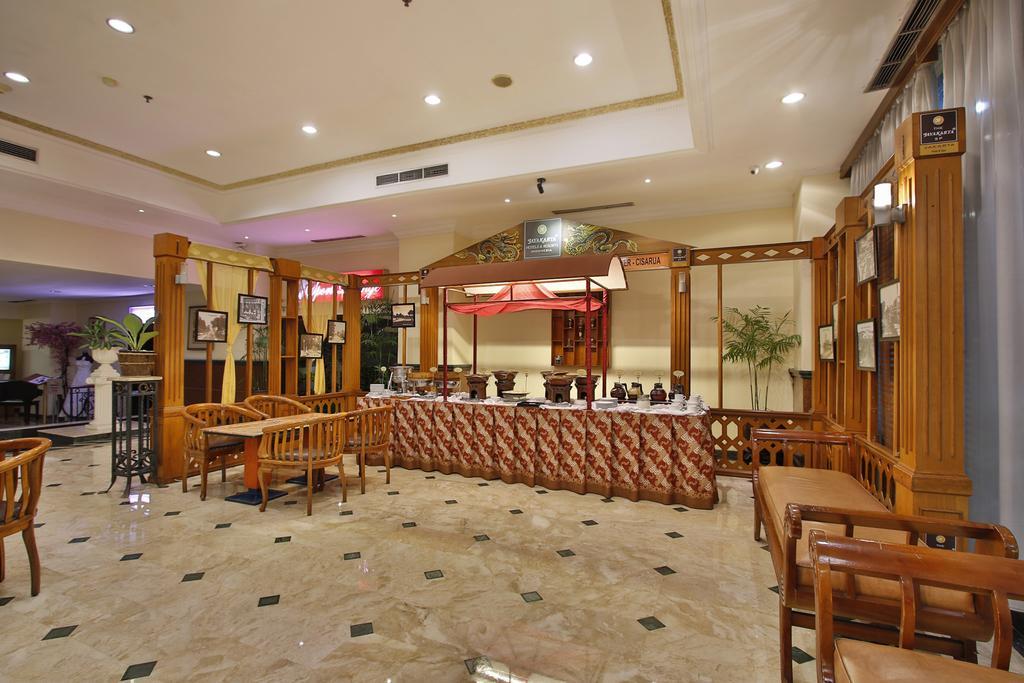 เดอะ จาการ์ต้า เอสพี จาการ์ต้า โฮเต็ล แอนด์ สปา Hotel จาการ์ตา ภายนอก รูปภาพ